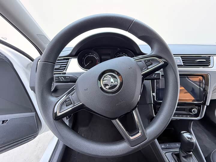 Skoda Rapid 2022 2022款 1.5L 自动舒享版