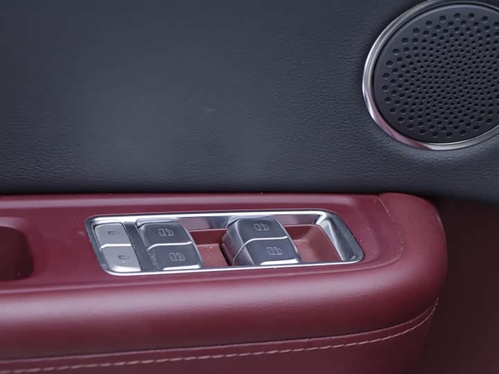 Hongqi E-HS9 2022 2022款 690km 旗享版 六座