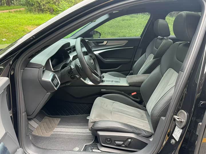 Audi A6L Hybrid 2022 2022款 55 TFSI e quattro