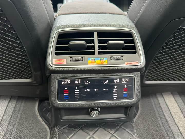 Audi A6L Hybrid 2022 2022款 55 TFSI e quattro