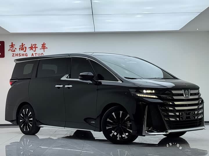 Toyota Vellfire 2024 2024款 皇冠 双擎 2.5L 至尊版
