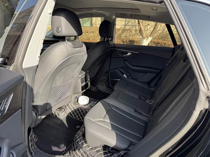 Audi Q8 2022 2022款 55 TFSI 豪华动感型