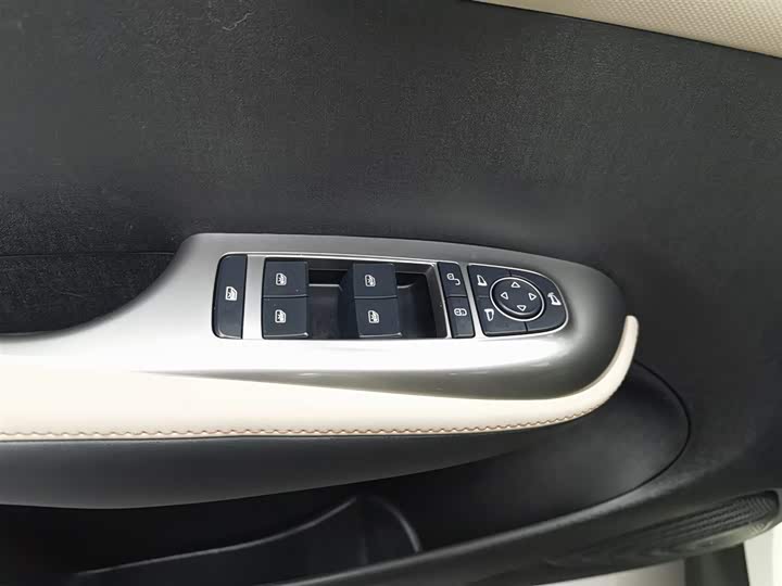 BYD Dolphin 2025 2025款 智驾版 420km 自由版