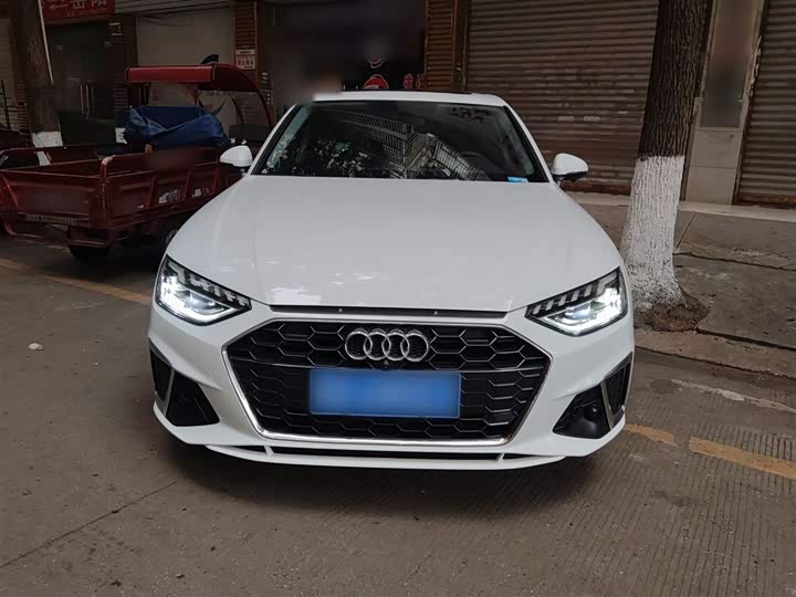 Audi A4L 2024 2024款 40 TFSI 时尚动感型