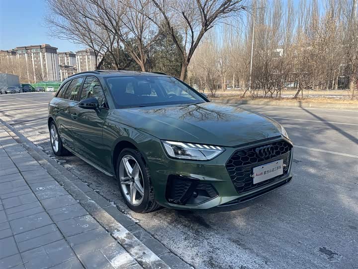 Audi A4 2023 2023款 Avant 40 TFSI 时尚动感型