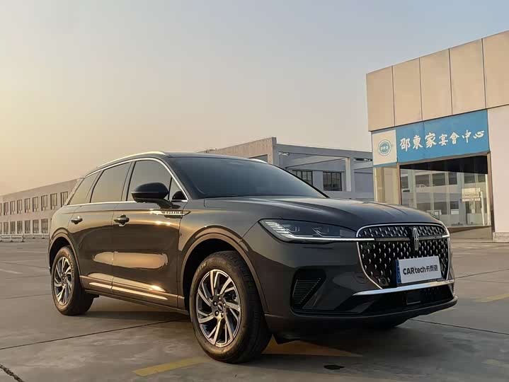 Lincoln Corsair 2024 2024款 2.0T 两驱尊享版