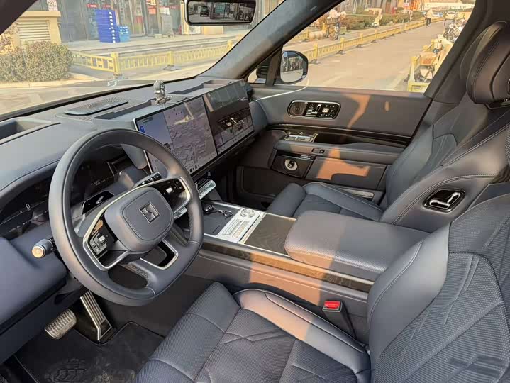 Zeekr 9X 2025 2025款 Ultra版 55kWh