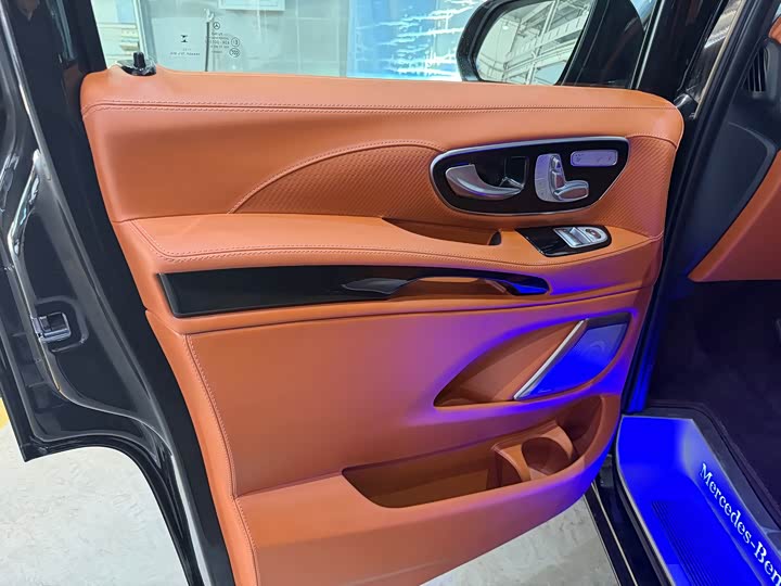 Mercedes-Benz Vito 2024 2024款 2.0T 精英版 7座