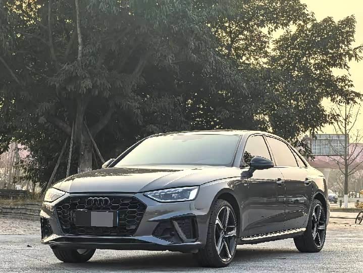 Audi A4L 2024 2024款 40 TFSI 豪华动感型