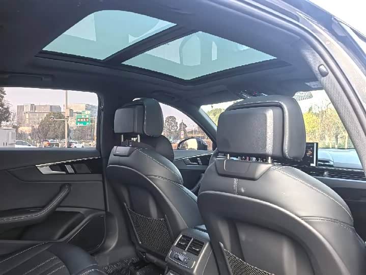 Audi A4L 2024 2024款 40 TFSI 豪华动感型