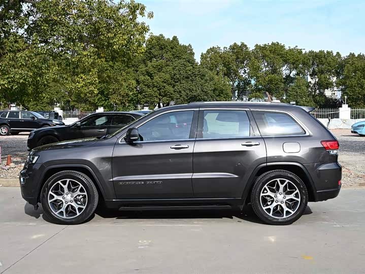 2021 Jeep Grand Cherokee