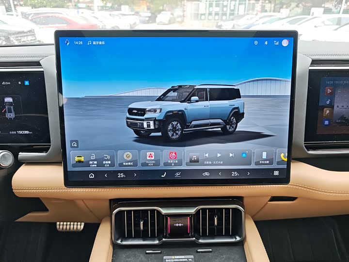 BYD FangChengBao Leopard 8 2025 2025款 智勇旗舰版 6座