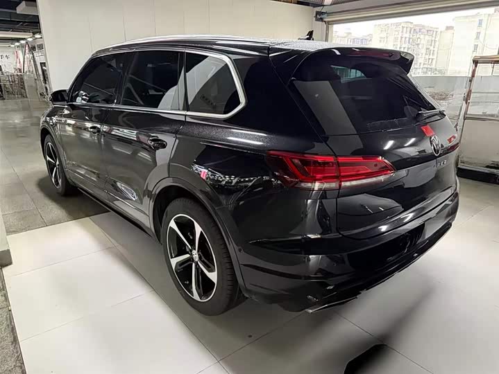 Volkswagen Touareg 2022 2022款 2.0TSI 锐尚版