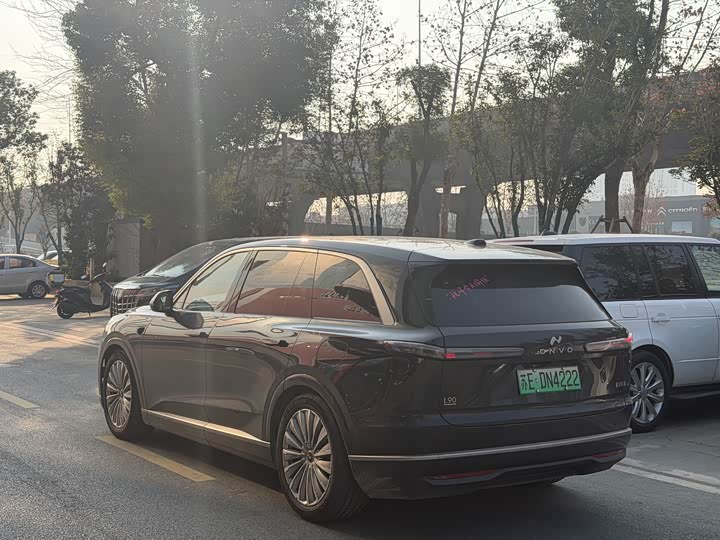 Nio Onvo L90 2025 2025款 Max 六座版