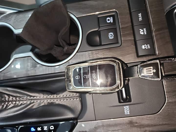 Toyota Crown Kluger 2024 2024款 2.5L HEV四驱尊贵版