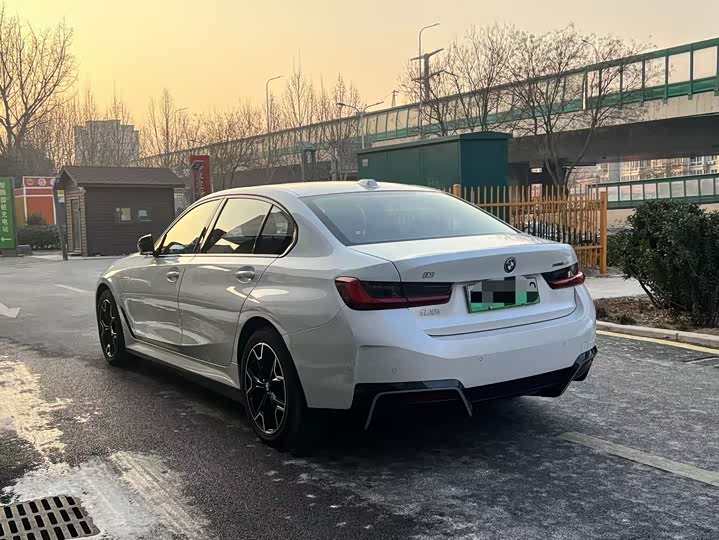 BMW i3 2025 2025款 eDrive 40 L 曜夜套装