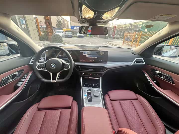 BMW i3 2025 2025款 eDrive 40 L 曜夜套装