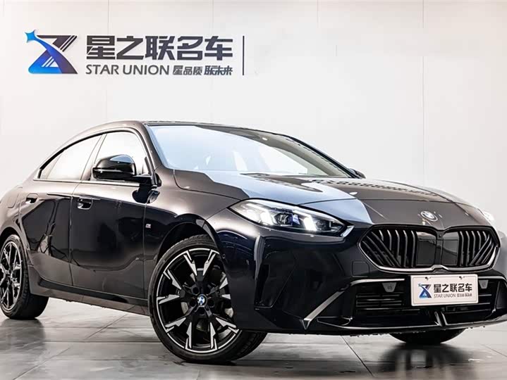 BMW 2 Series 2025 2025款 225L M运动曜夜套装