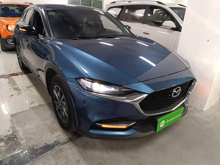 Mazda CX-4 2021 2021款 2.0L 自动两驱蓝天青春版