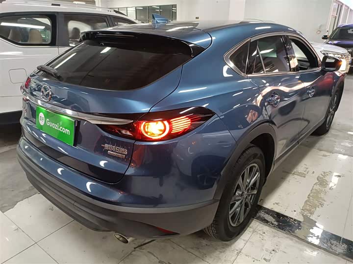 Mazda CX-4 2021 2021款 2.0L 自动两驱蓝天青春版