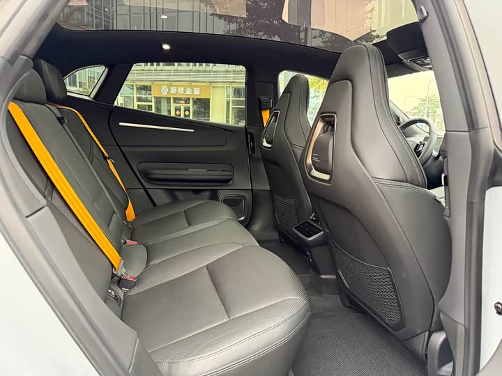 Polestar 4 2024 2024款 双电机长续航PLUS 双星互联版