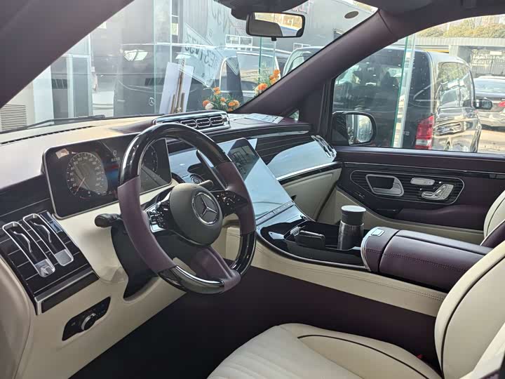 Mercedes-Benz Vito 2024 2024款 2.0T 商务版 7座