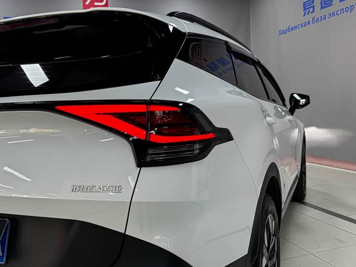 Kia Sportage 2023 2023款 2.0T 两驱尊贵版