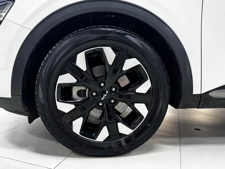 Kia Sportage 2023 2023款 2.0T 两驱尊贵版