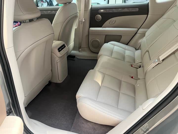 IM motors LS6 2026 2026款 增程 52 Max