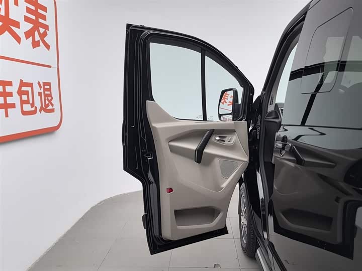 Ford Tourneo 2020 2020款 改款 2.0T 自动精睿版