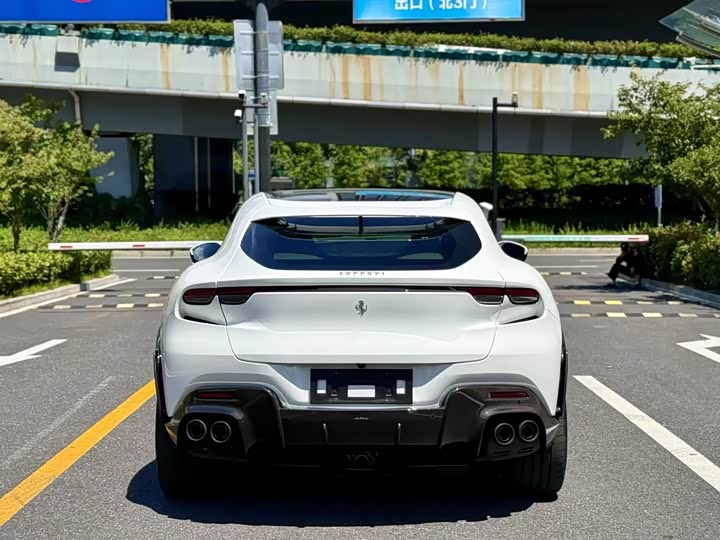 Ferrari Purosangue 2023 2023款 6.5L V12