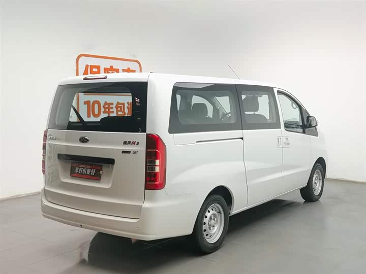 JAC Refine M3 2025 2025款 PLUS 1.5T 手动经典版 7座