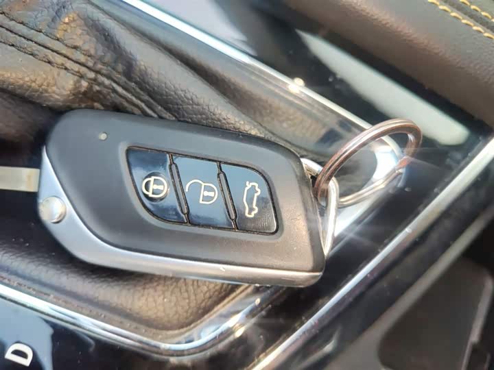 Beijing X3 2021 2021款 1.5T CVT荣耀版