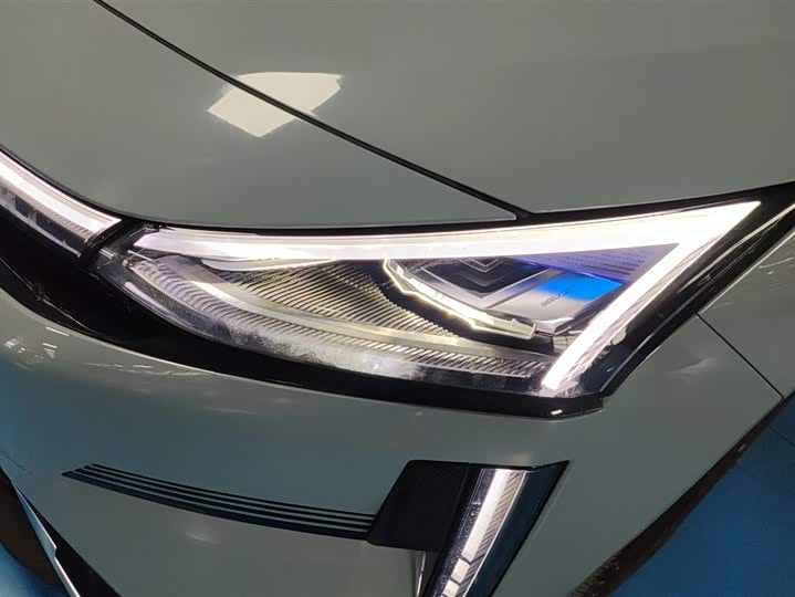 2025 Geely Galaxy L6