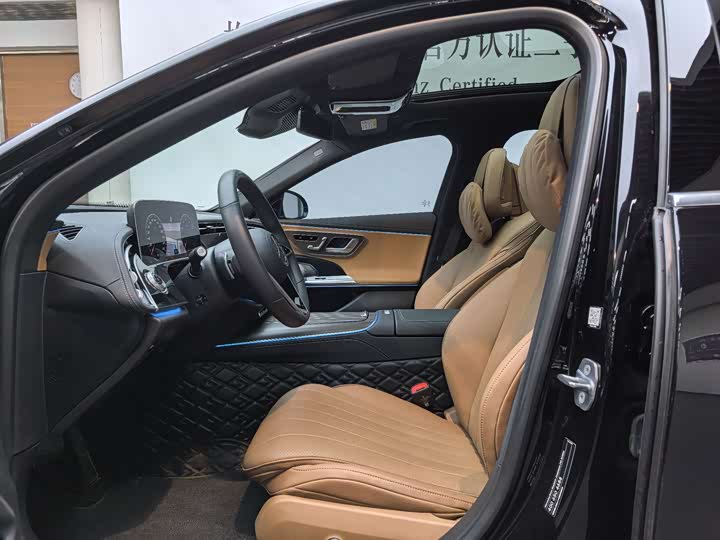 Mercedes-Benz E-Class 2025 2025款 E 300 L 豪华型