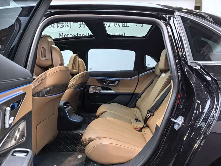 Mercedes-Benz E-Class 2025 2025款 E 300 L 豪华型