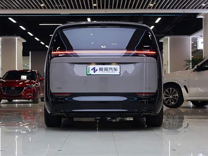 LiXiang Mega 2025 2025款 Home 家庭特别版