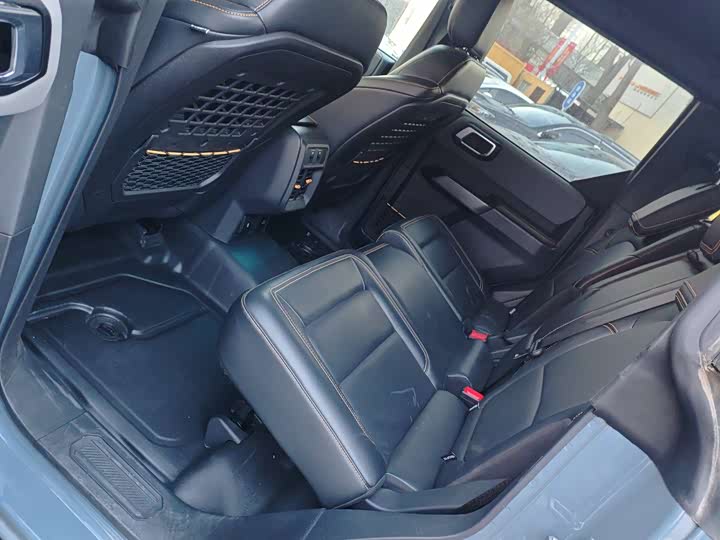 Ford Bronco 2024 2024款 2.3T 荒地