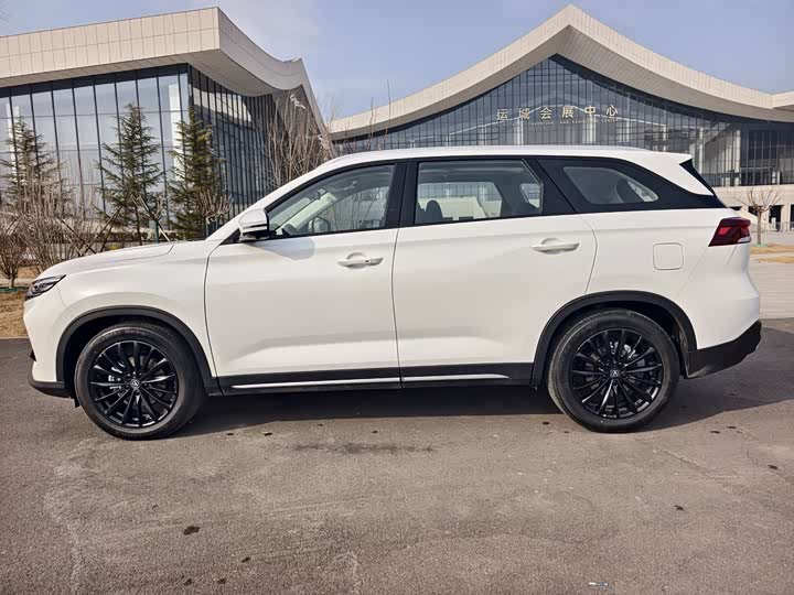 Changan CS75 2026 2026款 PRO 1.5T DCT 尊享型 7座