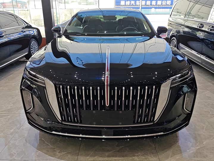 2025 Hongqi H9