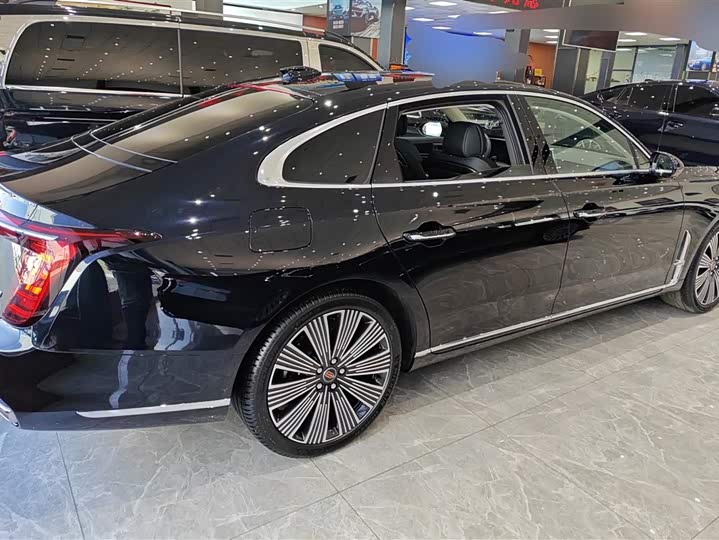 2025 Hongqi H9