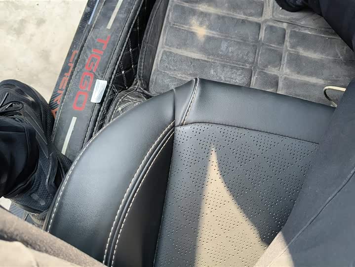 Chery Tiggo 8 2025 2025款 卓越版 230TCI 自动豪华版 5座