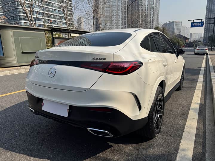 Mercedes-Benz GLC-Class Coupe 2024 2024款 GLC 260 4MATIC 轿跑SUV