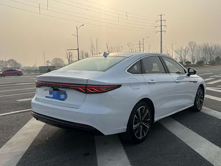 Chery Arrizo 8 Pro 2025 2025款 1.6T DCT 豪华型+