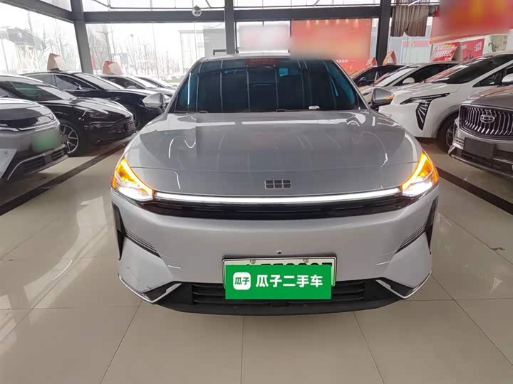 2025 Geely Galaxy L6