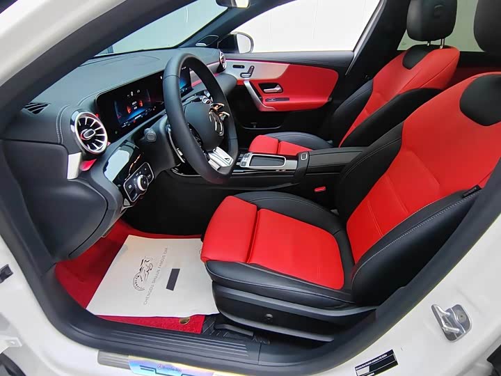 Mercedes-Benz A-Class AMG 2025 2025款 改款 AMG A 35 L 4MATIC