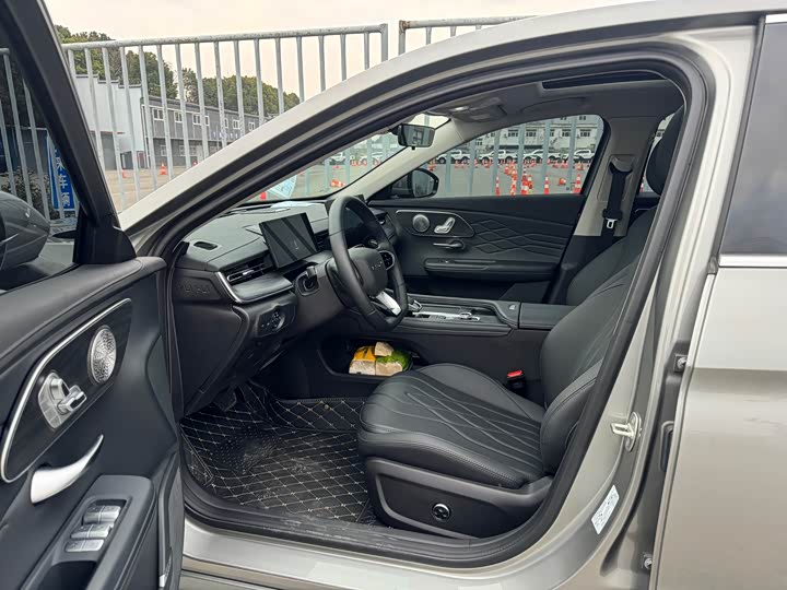 2025 Chery Arrizo 8 Pro