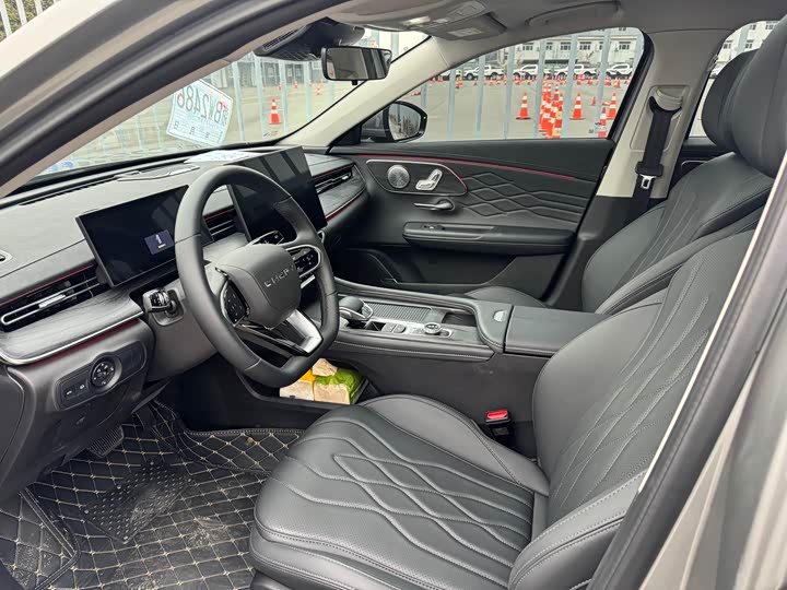 2025 Chery Arrizo 8 Pro