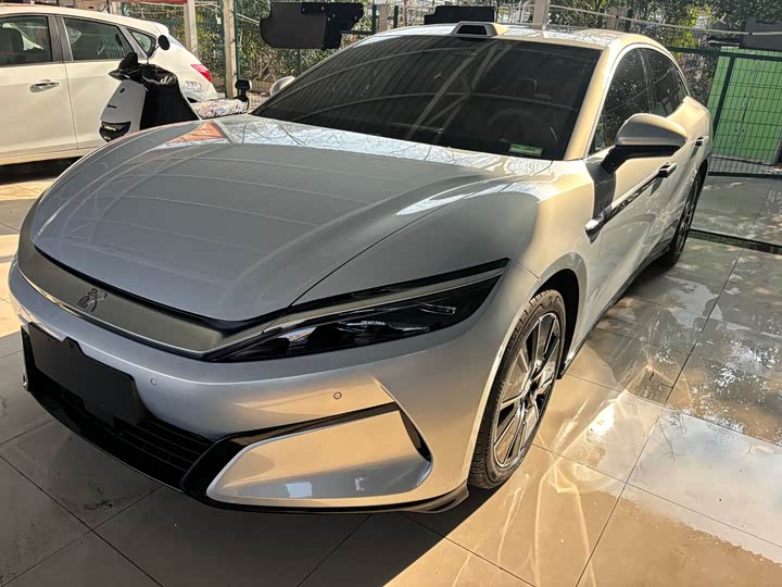 BYD Han L 2025 2025款 DM-i 200KM激光雷达旗舰型