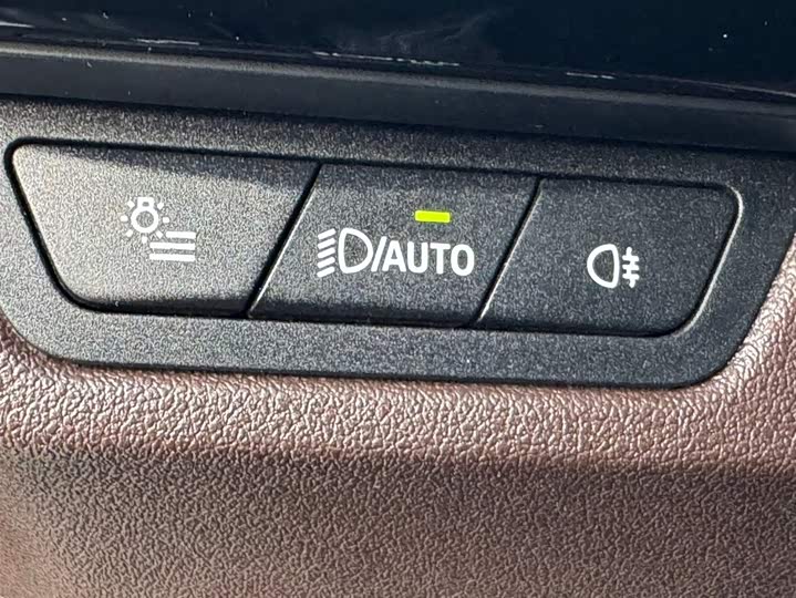 BMW X1 2024 2024款 sDrive20Li X设计套装